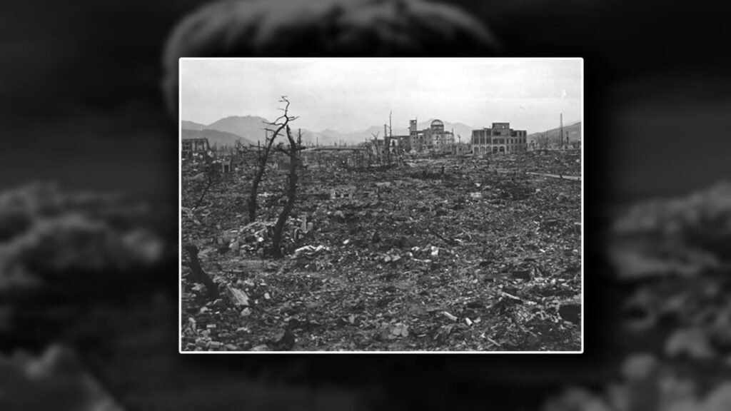 Hiroshima Nagasaki Atom Bomb Attack in Hindi / Marathi